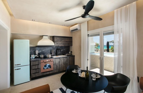 Kastraki Apartment | Top-Rated SeaView Residence with Hot Tub at Eden Beachfront