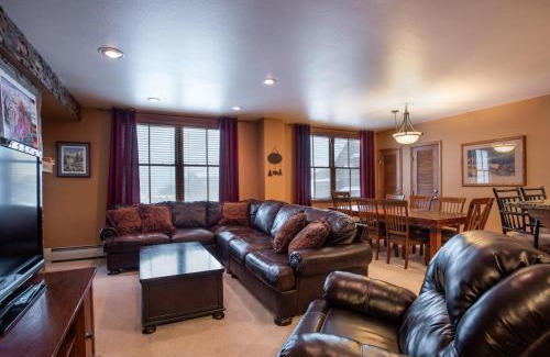 Winter Park Apartment | Scenic Two Bedroom Zephyr Mountain Lodge Condo with Hot Tub