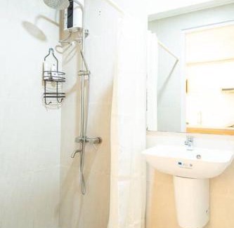 Poblacion District Apartment | Premium Studio Apartment l 1 Min Walk to Abreeza Ayala Malls I Central Davao l by Bleuspace
