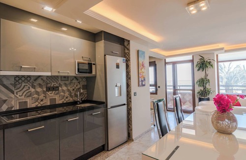 La Malagueta Apartment | Beachfront Premium Suite with Ocean Views & Pool Access