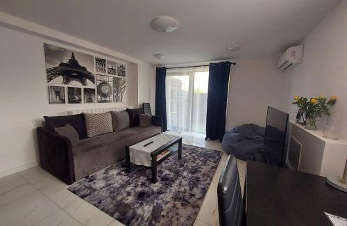 Pradnik Bialy Apartment | Stylish Premium Terrace Apartment - Family-Friendly Stay