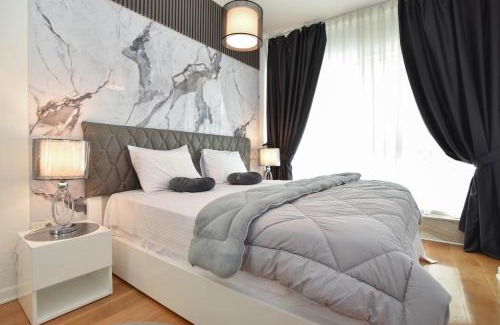Budva Apartment | Unforgettable Oceanfront Stay at PREMIUM Tre Canne Apart "A"