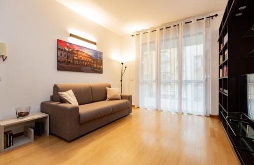 Tricolore Apartment | Elegant Milan Apartment with Hot Tub & 9.8/10 Guest Rating