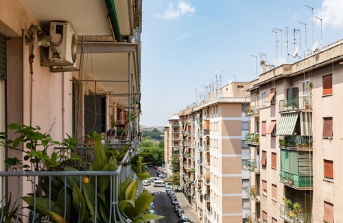 Quartiere XXII Collatino Apartment | Modern Prenestina Hotel with Wi-Fi, A/C & Metro Access