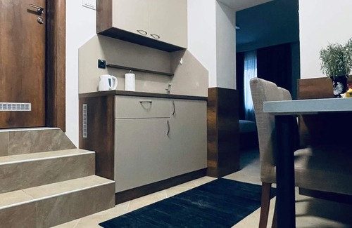 Subotica House | Cozy Kollar D Guest House with Breakfast and Kitchen Access