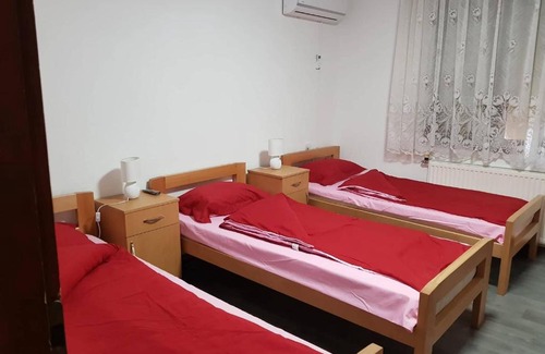 Sanski-Most House | Family-Friendly Stay at Prenociste Sana Sanski Most