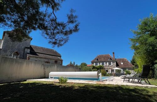 Chauffour-sur-Vell House | Experience the Presbytère de Chauffour-sur-Vell Retreat