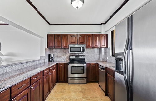 Playa Flamingo Apartment | Presidential Suite 22 Flamingo: Ocean Views & Top Amenities