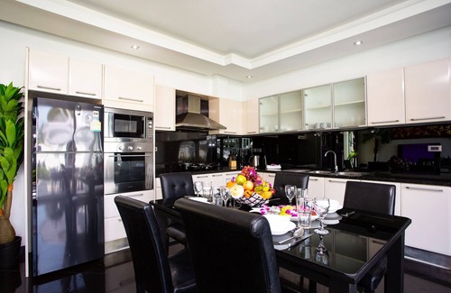 South Pattaya Villa | Family-Friendly 4 Bedroom Pool Villa near Jomtien Beach