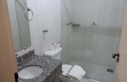 Centro Hotel | Presidente Hotel: Family-Friendly Stay with Breakfast & Hot Tub