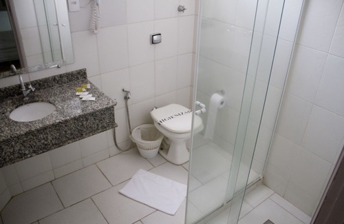 Centro Hotel | Ideal Stay at Presidente Hotel - Passos with Breakfast Included