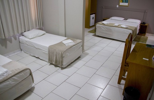 Centro Hotel | Ideal Stay at Presidente Hotel - Passos with Breakfast Included