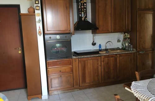 Province of Messina Apartment | Cozy Pressi Caronte Apartment in Messina with Kitchen & Breakfast