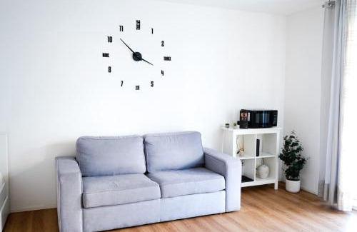 Paradiso Apartment | Prestige Apartment: Family-Friendly Retreat with High Ratings