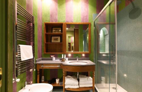 Borgonuovo Apartment | Elegant Prestige Boutique Aparthotel - Montenapoleone, 4 Stars