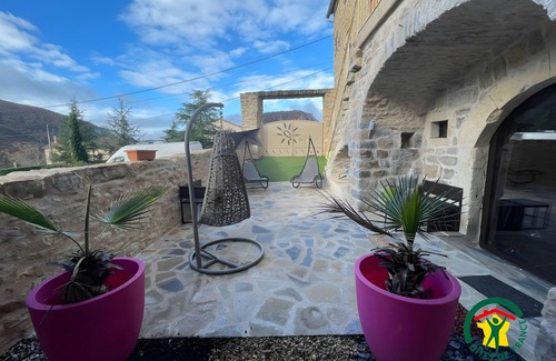 Mostuejouls House | Prestige Gîte Soleilo: Sun, Water & Spa – Sauna, Hammam, Indoor Pool 5