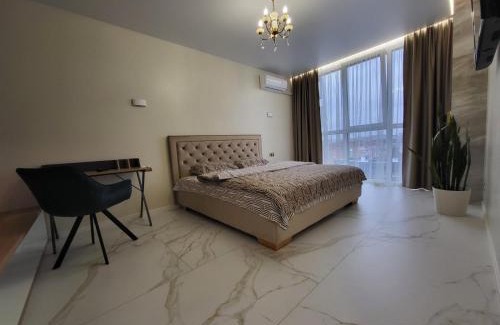 Rivne Apartment | Prestige-Gold: Family-Friendly Stay with Top Ratings