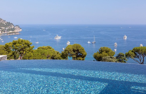 Eze Villa | Prestige Villa: Walk to Beach with Oceanfront Pool