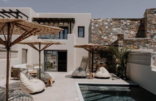 Plaka Villa | Prestige Villa With Private Pool & Jacuzzin
