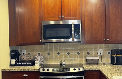 Raleigh House | Elegant 3BD Home with Breakfast in North Hills Raleigh