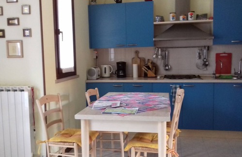 Montioni Apartment | Elegant Apartment with Pool in Lazise for Relaxing Getaways