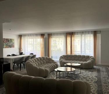 Chaillot Apartment | Prestigious Apartment - Arc de Triomphe