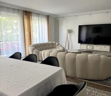 Chaillot Apartment | Prestigious Apartment - Arc de Triomphe