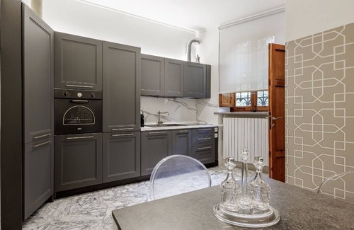 Santo Spirito House | Exquisite Home with Italian Charm and Spa Amenities