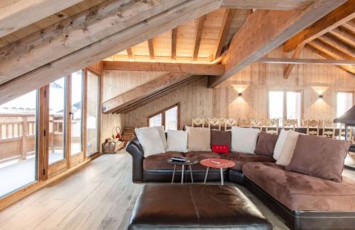 Champagny-en-Vanoise Ski Chalet | Prestigious Chalets with Pool & Sauna - Breathtaking Views