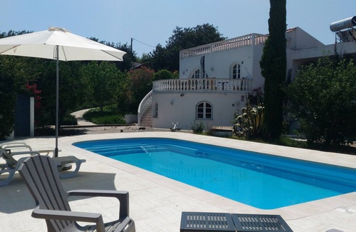 Silves House | Charming Old House in Algarve with Pool and Breakfast