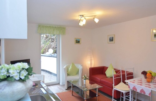 Oberkirchen Apartment | Cozy Holiday Home Steps from the Ski Area and Breakfast Included