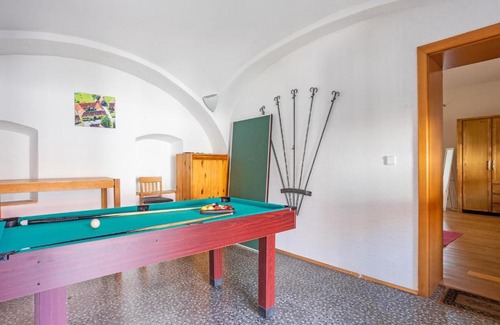 Loipersdorf bei Fuerstenfeld Apartment | Charming Holiday Apartment in Bad Loipersdorf, Styria