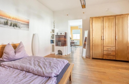 Loipersdorf bei Fuerstenfeld Apartment | Charming Holiday Apartment in Bad Loipersdorf, Styria
