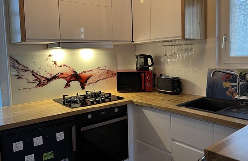 Langoiran House | Charming House Overlooking the Garonne with Kitchen Access