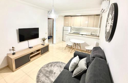 La Colina House | Delightful Bungalow with Private Terrace and Ocean View