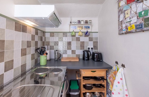 Wissett Apartment | Quaint Studio Cottage Near Heritage Coast with Pool & Spa