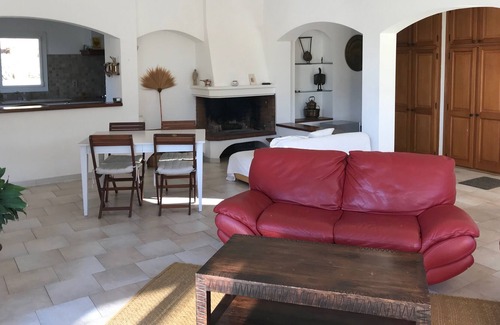 Bastelicaccia House | PRETTY ENTIRE HOUSE WITH SWIMMING POOL AND GARDEN (120 M2) 6 KM FROM AJACCIO