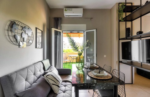 Gazi Apartment | Cozy Family Retreat in a Inviting Flat