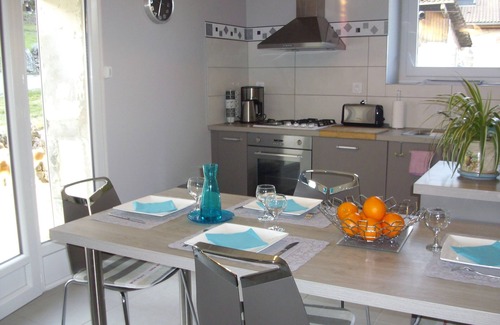 Oriol-en-Royans House | Inviting House by Vercors Natural Massif - Perfect for Families