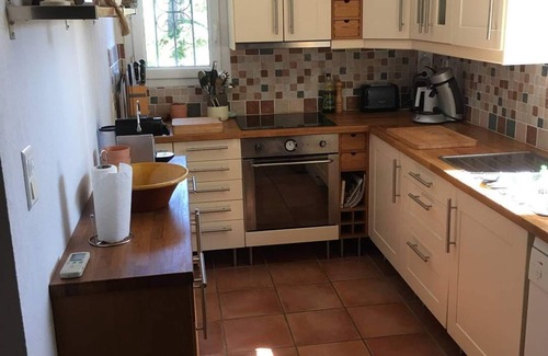 Plage de la Garonnette House | Beautiful House with Pool Steps from the Beach - 10/10 Rating