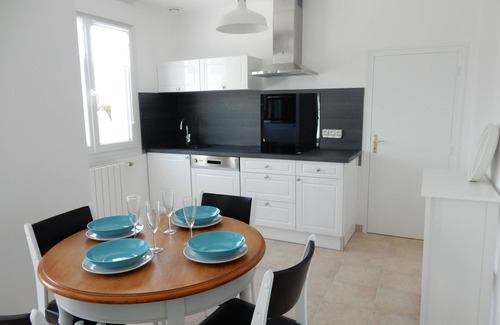 Plozevet House | Beautiful Coastal Retreat with Spectacular Ocean Views
