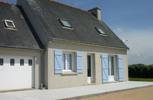 Plozevet House | Beautiful Coastal Retreat with Spectacular Ocean Views