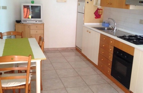 Urbino Apartment | Delightful Villa with Terrace Views, Rated 9.8/10