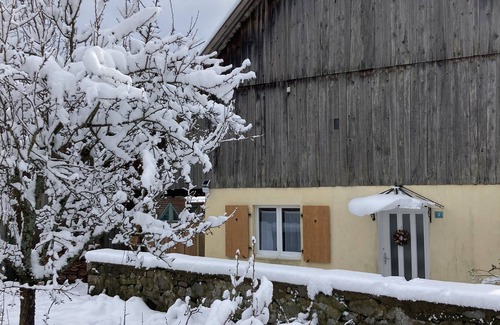 Muhlbach-sur-Munster House | Charming Converted Barn with Fenced Garden & Pet Friendly