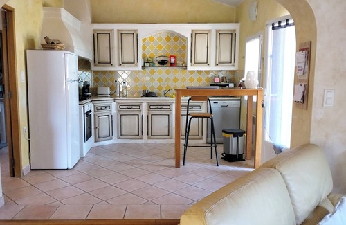 Saint-Saturnin-les-Apt House | Discover LA VILLA CONSTANCE: A Relaxing Escape in Lubéron