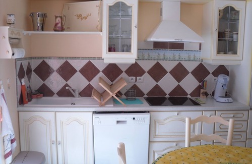Les Mees House | Scenic Villa for 6 with Pool & Breathtaking Views