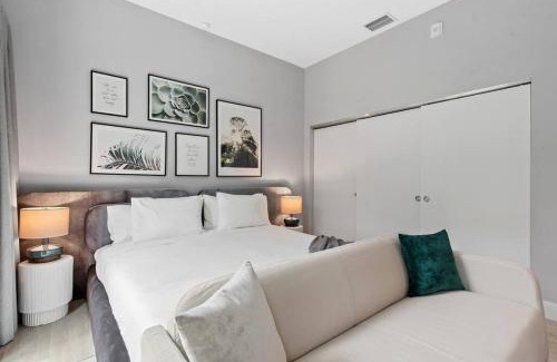 Flagler Village Apartment | Stylish Rola 303 Apartment with King Bed in Prime Location