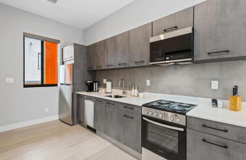 Flagler Village Apartment | Stylish Rola 303 Apartment with King Bed in Prime Location