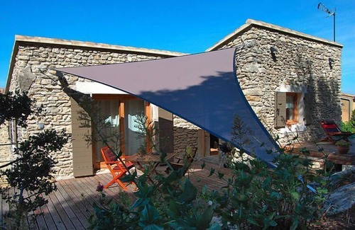 Le Pegue House | Charming Stone Village House with Private Terrace Awaiting You