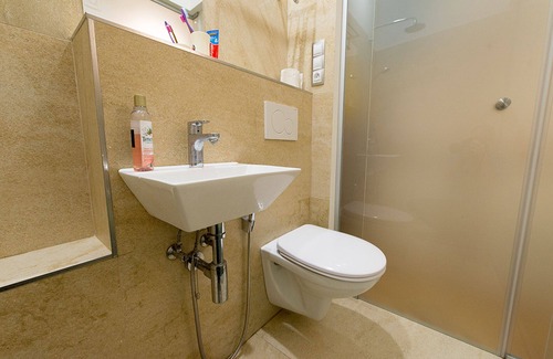 Hradcany Apartment | Cozy Studio Retreat for Couples with Breakfast & Kitchen